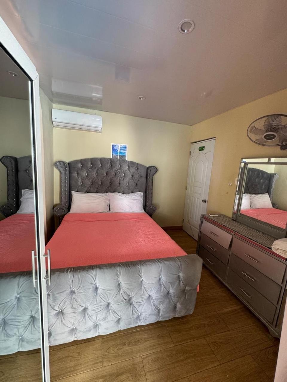 Villa Confortable Para 7 Personas بدرنالس المظهر الخارجي الصورة